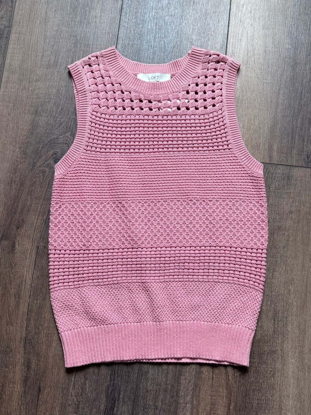 NWT Size Medium LOFT Sleeveless Sweater